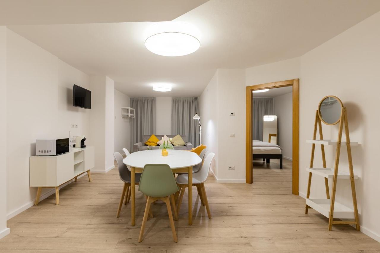 Mama Aparthotel 2*